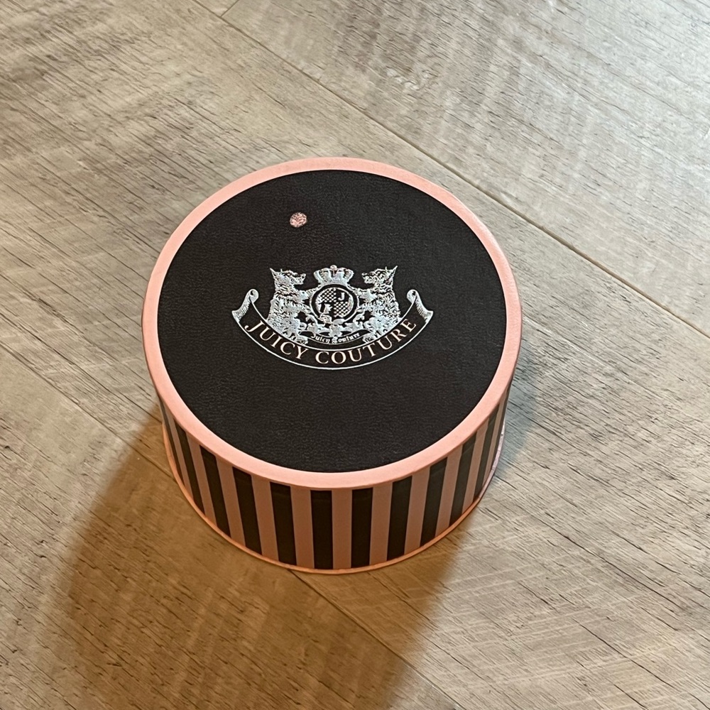 Juicy Couture Decadent Dusting Powder